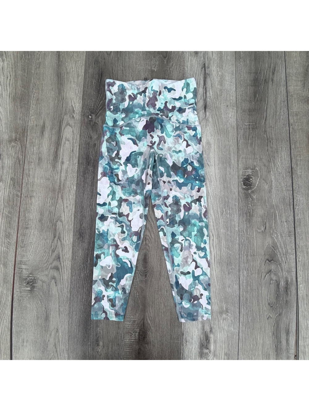 SPANX Booty Boost 7/8 Leggings size M